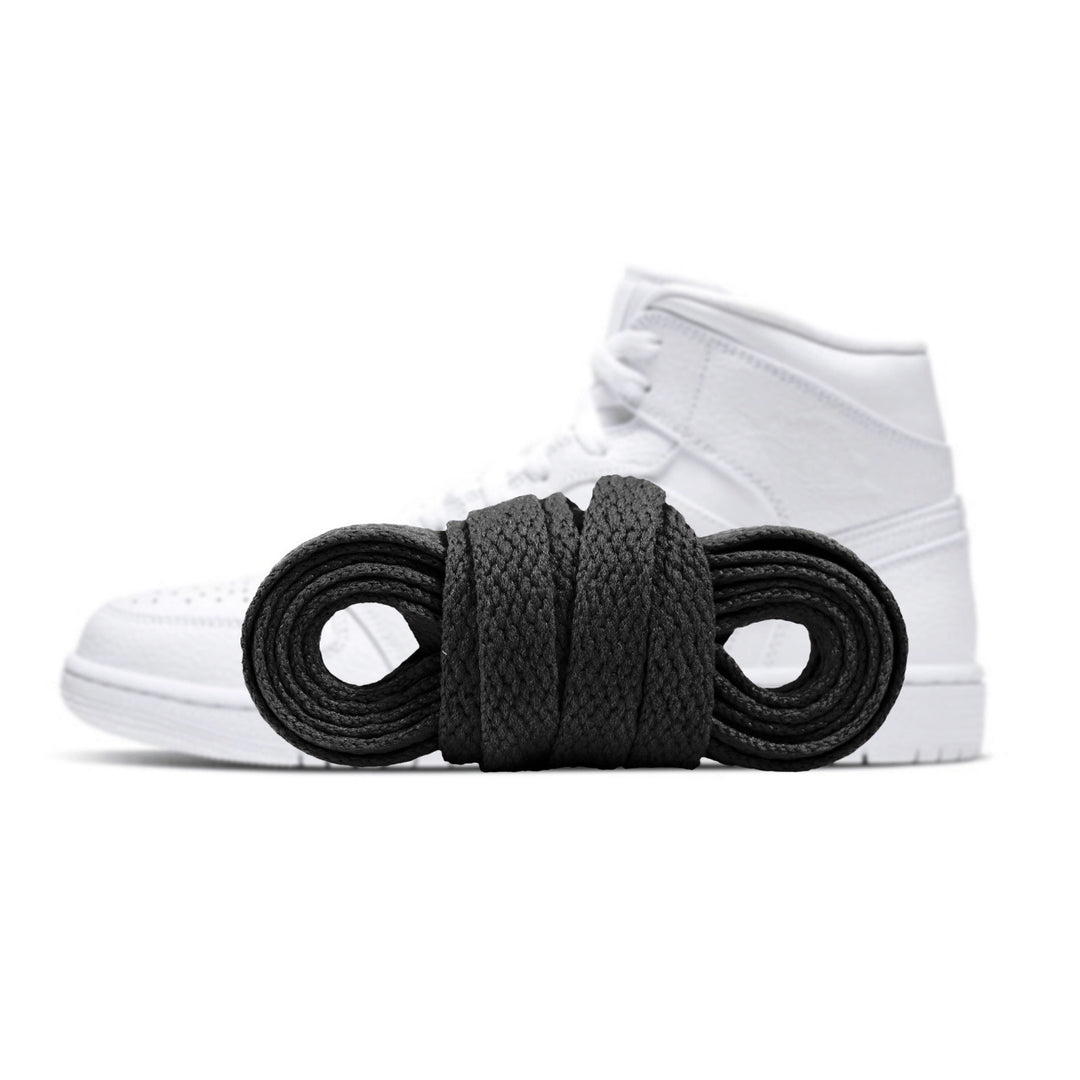 Flat black laces Jordan